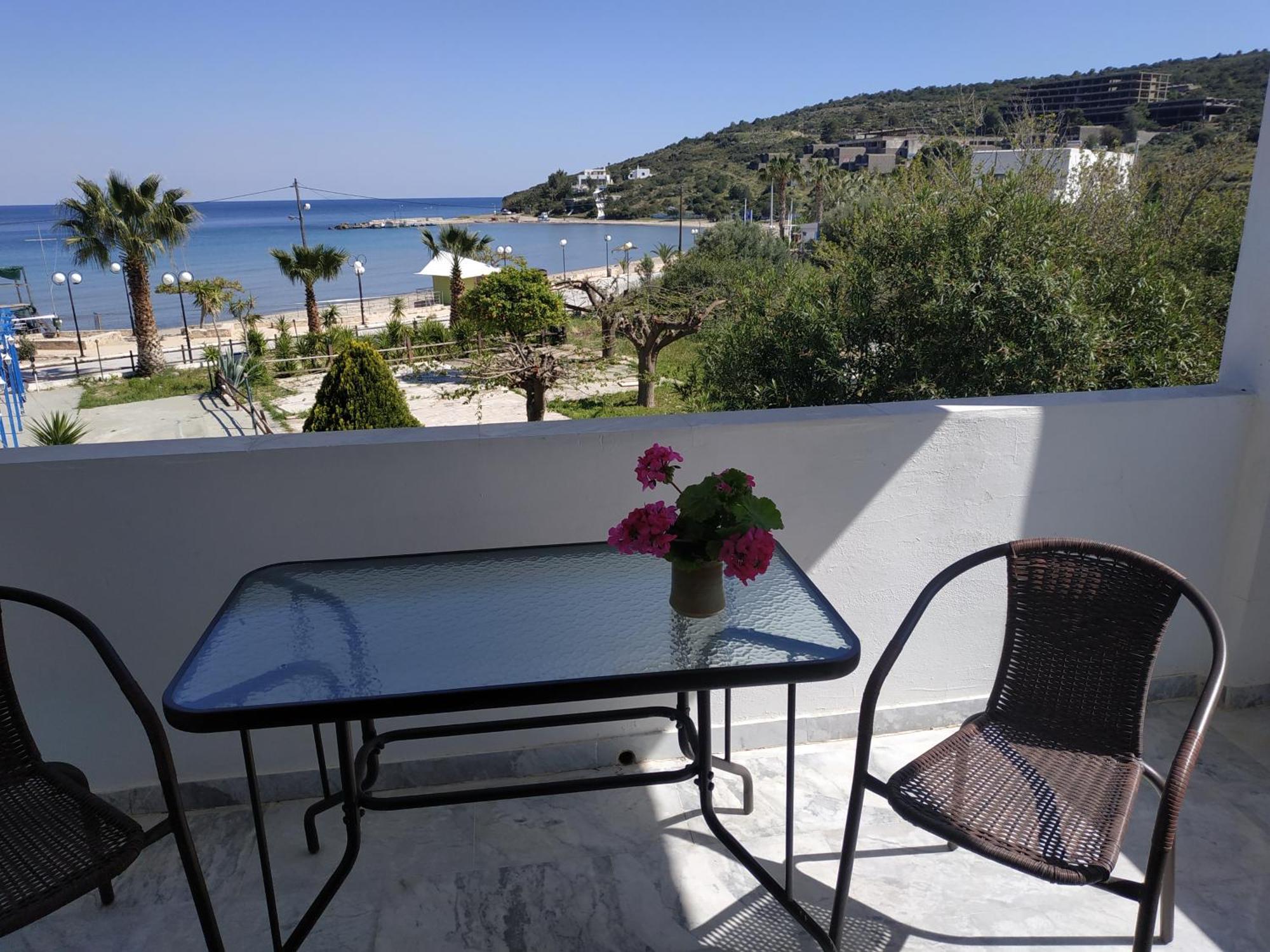 Παραθαλασσια Στουντιο Μιχαλιας Sea View Studio Michalias Agía Marína Exterior foto